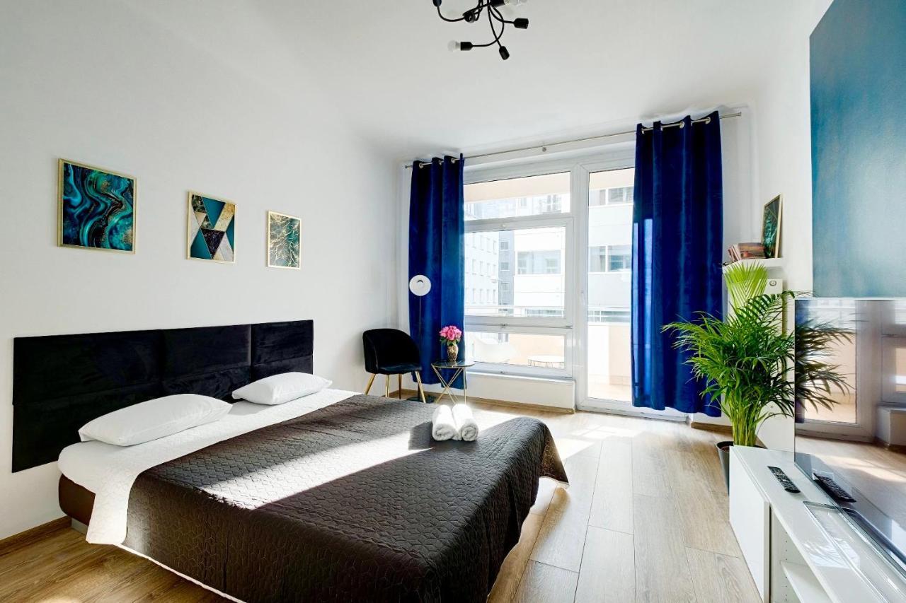 Charming Apartment In The City Center Варшава Екстер'єр фото